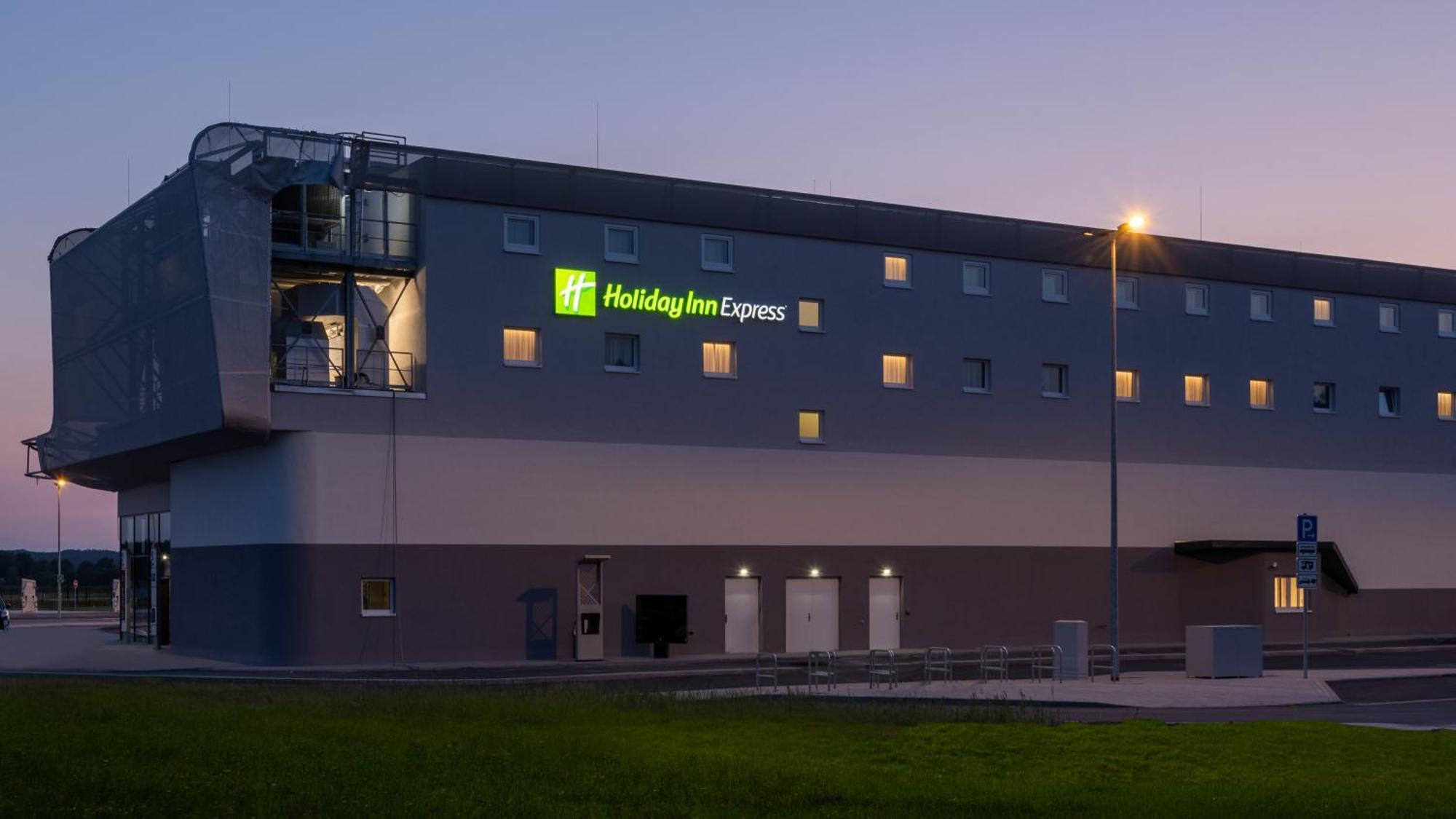 Holiday Inn Express - Hamburg South A7-As42 By Ihg Egestorf Eksteriør bilde